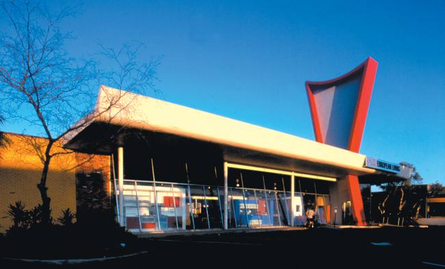 17. commerc. Castro Conertibles (Euro Living)