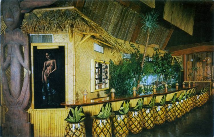 Remembering the Surfboard Bar