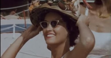 United Airlines 50s Hawaii